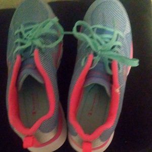 Meet your Posher, Adebola